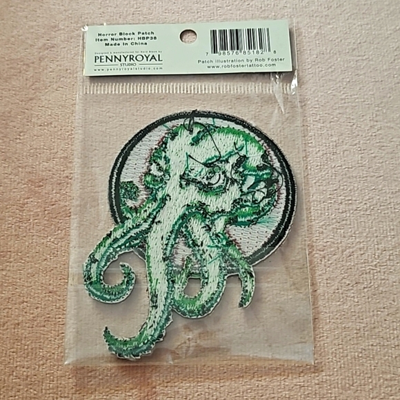 Cthulhu Iron On Patch - Picture 2 of 3